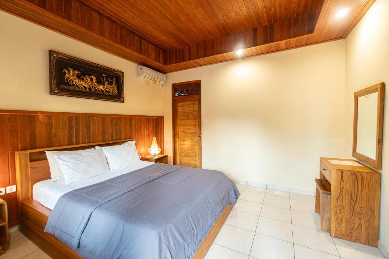Kembang Kuning Hotel Uluwatu Buitenkant foto