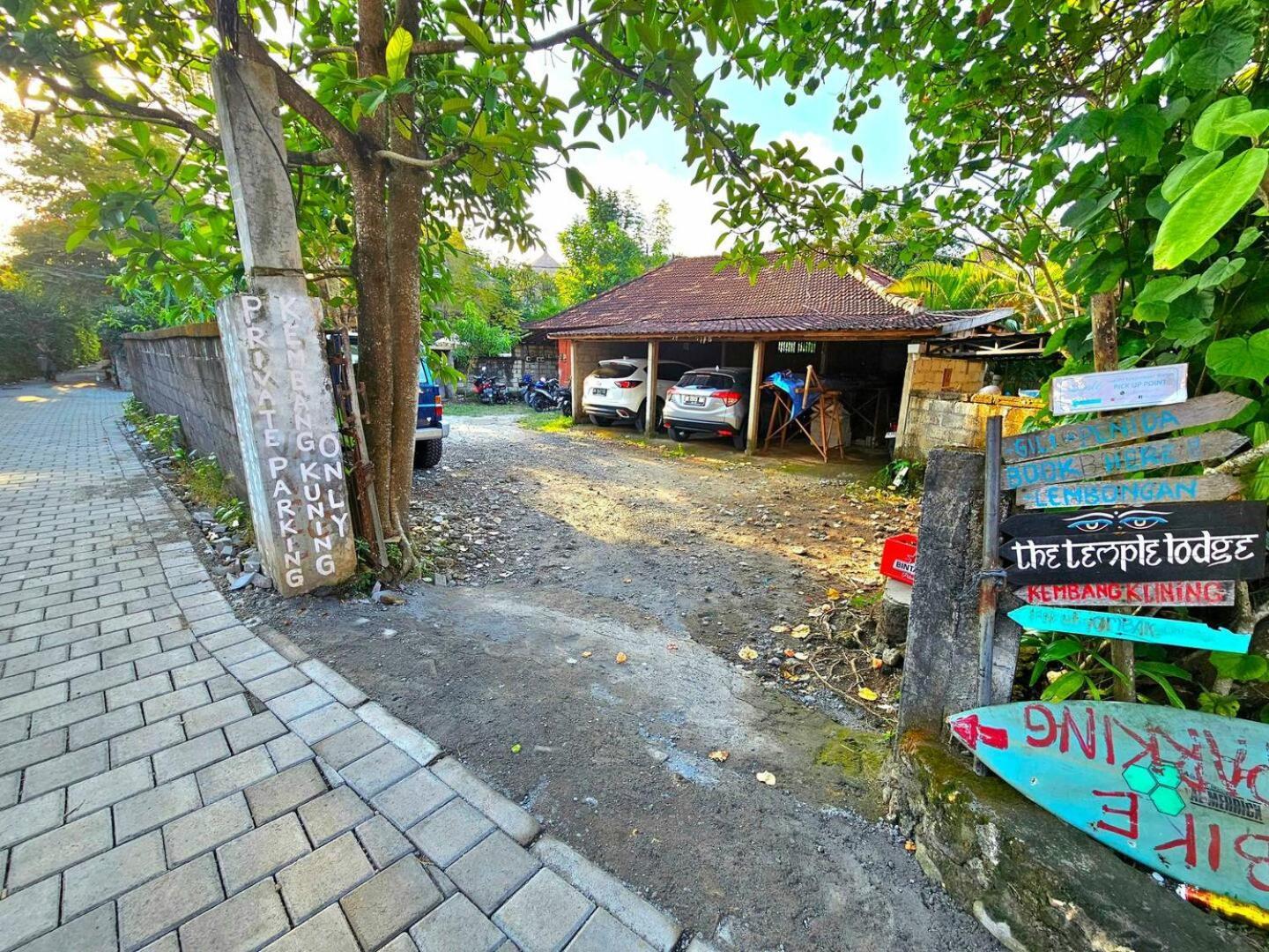 Kembang Kuning Hotel Uluwatu Buitenkant foto