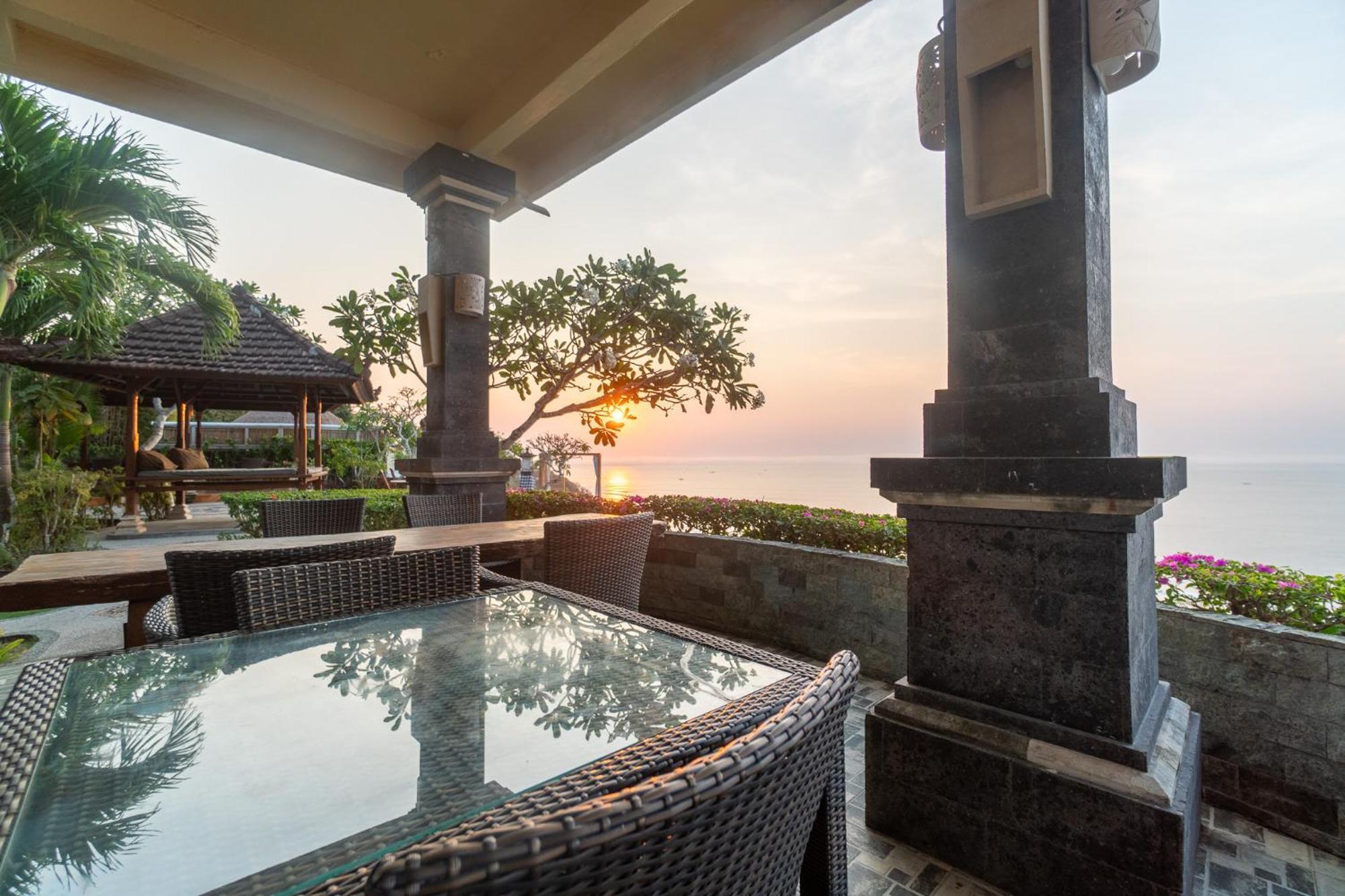 Kembang Kuning Hotel Uluwatu Buitenkant foto
