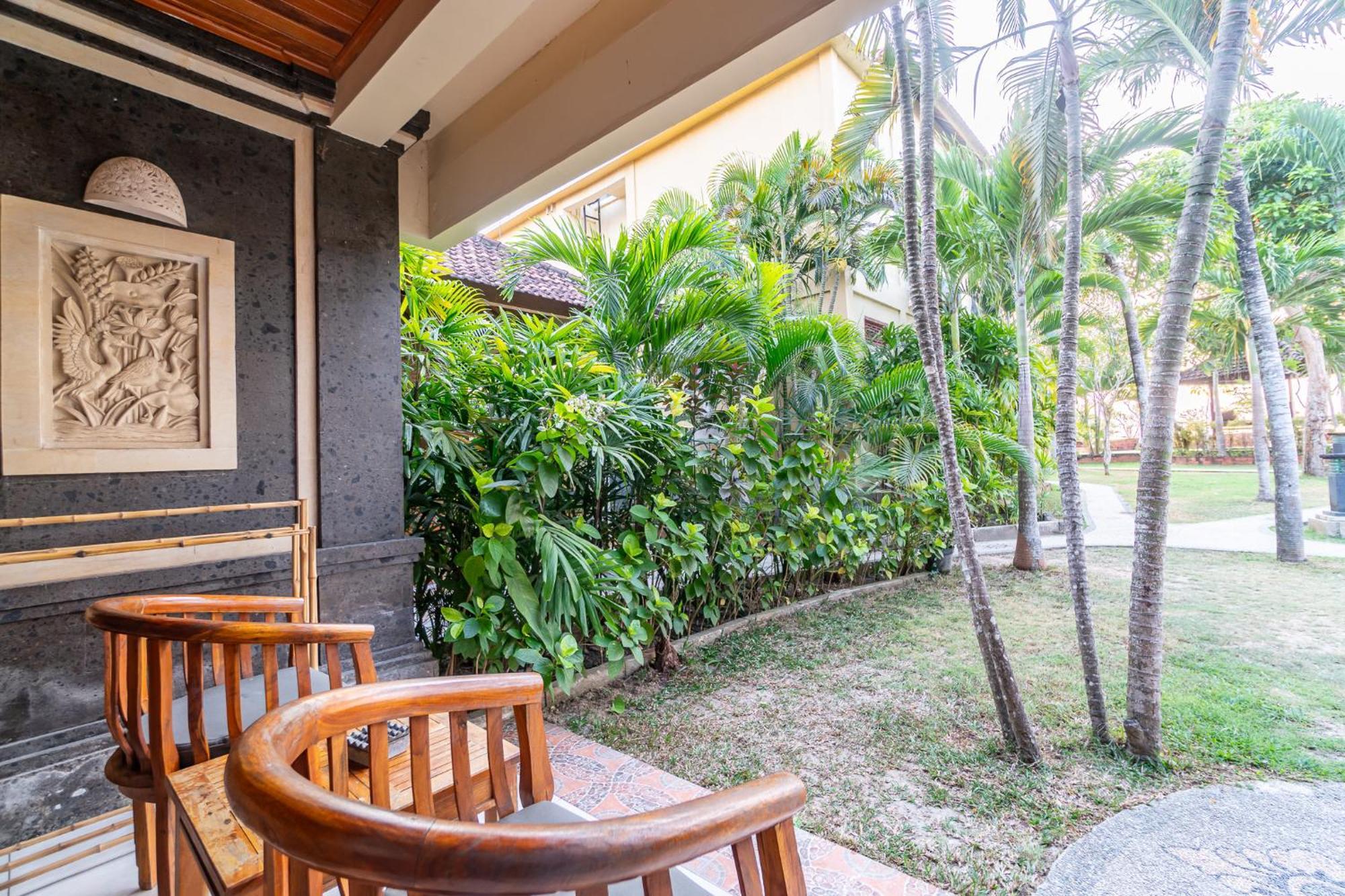 Kembang Kuning Hotel Uluwatu Buitenkant foto