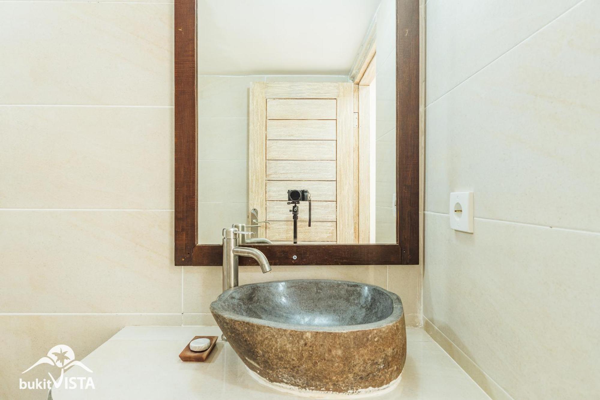 Kembang Kuning Hotel Uluwatu Buitenkant foto